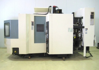 Centre d'usinage horizontal CNC Niigata modèle SPN-50. (2) Chnager de palettes automatique. 29,5 "x 29,5" x 27,5 "