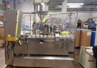 Machine de remplissage et de scellage de tubes en plastique à air chaud Nima/Cavalla, 100 par minute