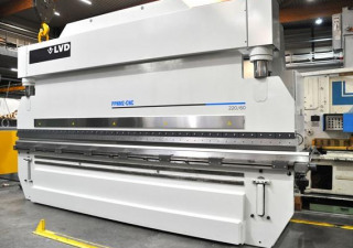 LVD PPN 200 ton x 6000 mm CNC Press brake cnc/nc
