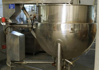 Skerman 1200 Liter Liquid mixer
