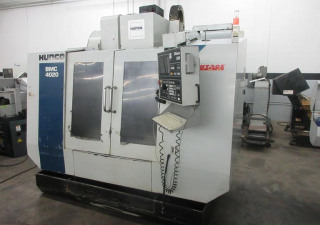 Hurco Bmc 4020 Cnc Vertical Machining Center With Side Mount Tool Changer And Hurco Ultimax Ssm Control