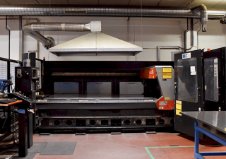 AMADA FO-3015 laser cutting machine