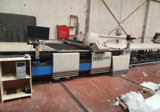 Gerber S-5200 Automated Cutting Machine