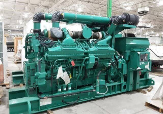 2000 Cummins Diesel Generator