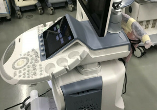 Máquina de ultrassom GE Voluson E10 BT17 com novo transdutor 4D