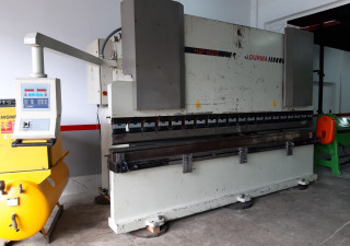 Durma 4 μέτρων 300 Ton CNC Press Brake