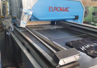 Euromac zx 1000/30 CNC punching machine