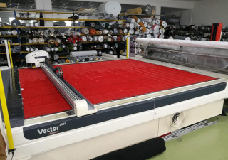 Lectra Vector 2500 Furniture 118 Automated cutting machine