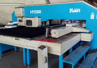 Tailift HP 2500 CNC-ponsmachine
