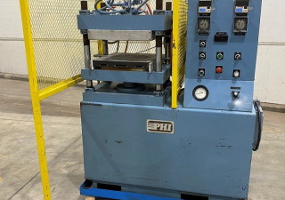 PHI Hydraulic Platen Press | 30T, 4"Stk, 4"-8"DLO, 18"X18", 450F