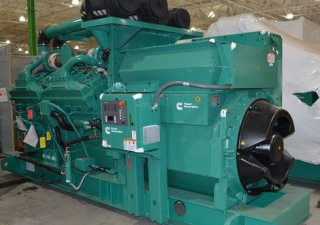 Surplus Nuovi generatori diesel Cummins Dqkab Qsk60-G6 2000Kw Tier 2 (2 disponibili)