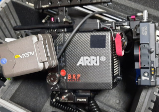 ARRI ALEXA MINI COMPLETE SHOOTING SET WITH ONLY 338 HOURS