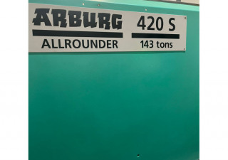 Μηχανή χύτευσης πλαστικού με έγχυση Arburg 143-Ton Allrounder