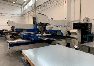 Trumpf Trumatic 2000 R CNC punching machine