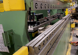 Used Cincinnati 90 Ton X 12′ 1-Axis  90 AS X 10 CNC Press Brake