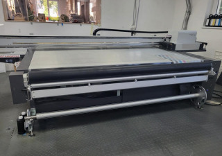 Machine for digital textile printing SwissQprint Impala UV