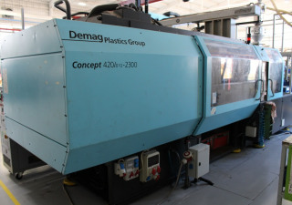 Used Demag 420/810-2300 NC4 Injection moulding machine