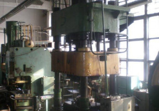Hydraulic press Dnepropress DA2238