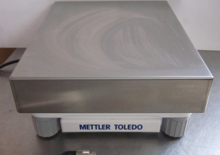 METTLER   Mod.   X32001L - Weighing platform and balance used