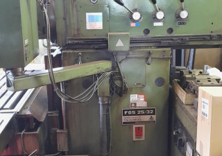 Console milling machine TOS FGS 25/32