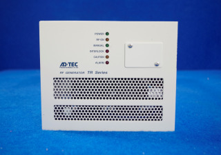 Générateur RF ADTEC TR-3000 13.56MHz 3000W d'occasion