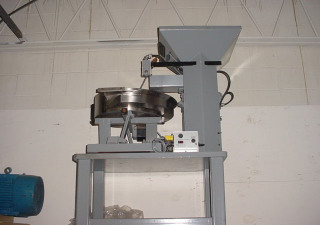 Used Industrial Feeding Systems 24 In. Diameter Vibratory Bowl