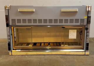 Used 8′ Hamilton SafeAire Ducted Chemical Fume Hood