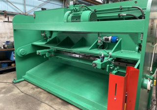 ARNOUX CGH 3000×10 hydraulic shear