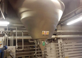 Used Gross Stainless Steel Jacketed Cct Tank With 86700 Liter Of Capacity