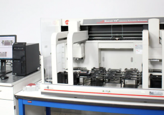 Used Beckman Coulter Biomek FXp with Dual MultiChannel Arms Include PC with Software