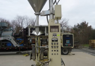 Used Key-Pak Form/Fill/Seal With Auger Filling Head