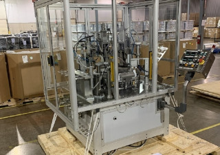 Máquina de llenado y sellado de viales monobloque de dosis unitaria Pentafill usada