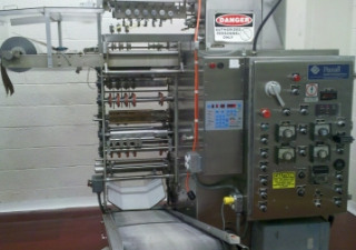 Used Circle V16H8S Pouching Machine For Creams And Liquids