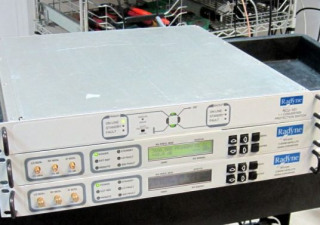 Χρησιμοποιημένος διακόπτης πλεονασμού μετατροπέα συχνότητας Radyne RCU-101
