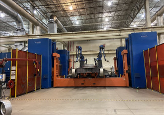 Yaskawa Dual Robotic Welding System With Dual Drop Center Positioners
