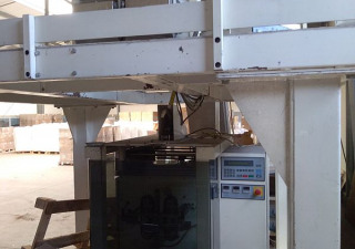 Used Powder Packaging Machine Into Plastic Bags By Velteko Model Hsv 101