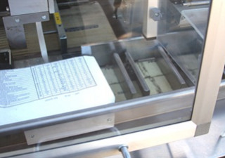 Μεταχειρισμένο Ένα μεταχειρισμένο χαρτοκιβώτιο IMA/BFB K150/C