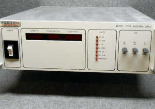 Controlador de antena Vertex 7133 usado. Controlador de movimento 7133B