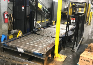 Used Columbia Fl-150 Low Level Infeed Case Palletizer With Lantech Pallet Wrapper