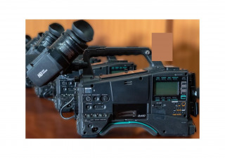 Videocamera a spalla Panasonic AJ-PX800 - P2 HD usata con accessori