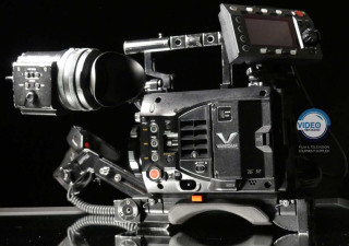 Câmera Panasonic Varicam LT - 4K EF Mount Cinema usada com acessórios