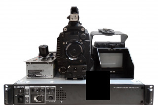 Corrente de câmera Triax de estúdio Sony HSC-300 - Full HD 2/3" usada em condições de uso com CCU, RCP, visor e placa de tripé