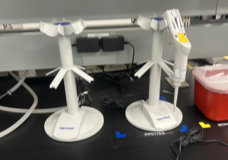 Eppendorf Pipet And Pipet Stand (2 Units)