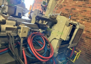 Máquina de moldagem por injeção Cincinnati Milacron VSX 85