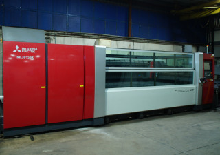 CO2 Laser cutting machine Mitsubishi ML3015EX 45CF-R