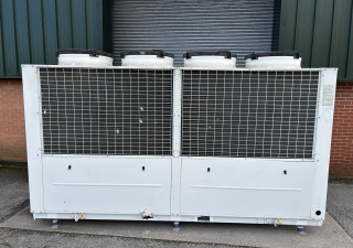 York YCSA150-T-380T	Air Condensed Water Chiller