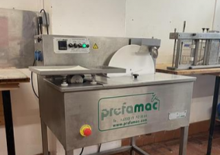 PREFAMAC PMOU-30 Temperer/Moulding Machine
