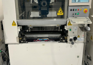 Máquina de escolha e colocação Juki KE-2070L
