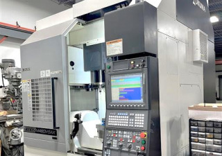 Okuma Genos M460V-5X Vertical CNC Machining Center