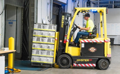 Forklifts: The Key of Efficiency in Warehouses